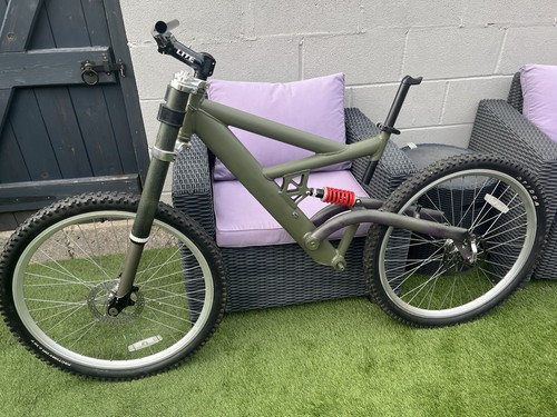 Rare 2000 saracen - 2000’s, hazard