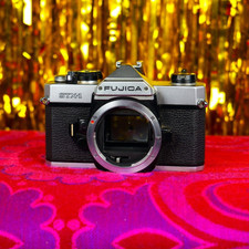Fuji Fujica STX-1 35mm SLR
