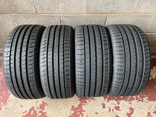 Triangle 265 30r19 93y - x, x
