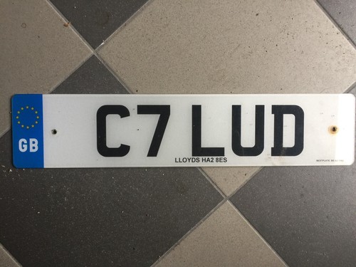 Private plate c7lud - private,