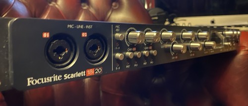 Focusrite scarlett 2i2 usb - 2i2,