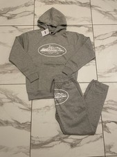 Grey And White Cortiez