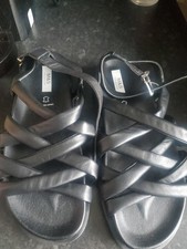 New Without Tags Ladies Size 7