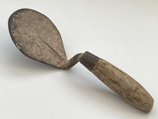 Vintage Round End Forged Asphalt Tar Roof Circle Trowel WHS Wooden Handle