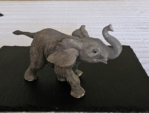 Tuskers elephant titus - tuskers,