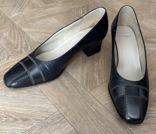 Lotus dora grey - ii, shoe
