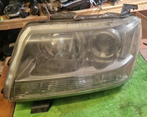 Suzuki vitara headlight - suzuki,