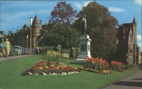 Robert burns statue stirling - burns,