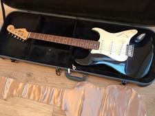 FENDER SUNN VINTAGE MUSTANG
