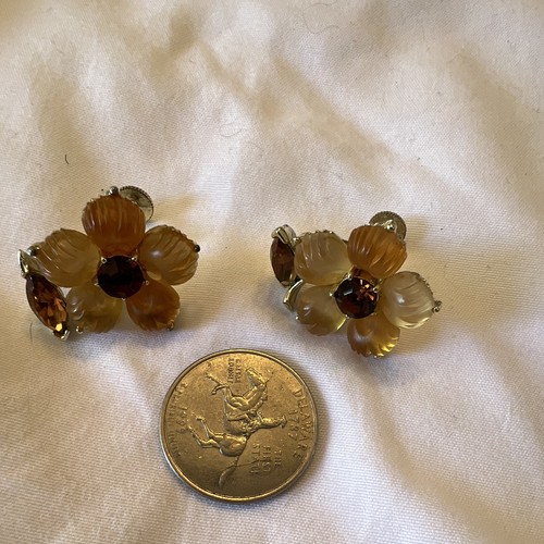 Vintage signed lisner amber - signed,
