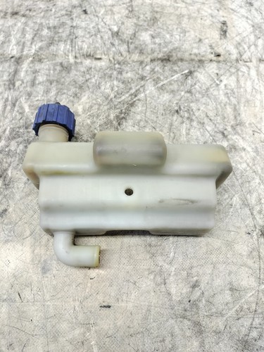 Radiator liquid tank for 1999 - liquid,