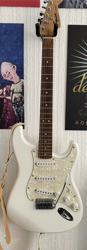 Squier stratocaster - stratocaster, se
