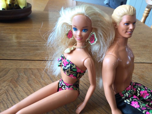 Vintage beach barbie and ken - beach,