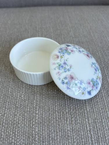 Wedgwood angela bone china - angela,