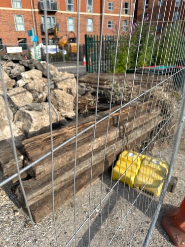Railway sleepers reclaimed - sleepers,,