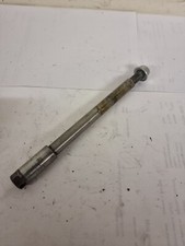 HONDA XR250 XR250R XR 250 1983-1984 FRONT WHEEL AXLE SPINDLE
