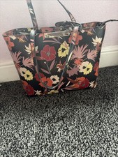 Guess Tote Bag With Flowers