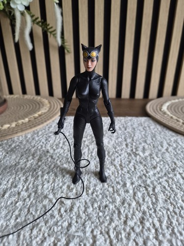 Comics new catwoman - 52, 6''