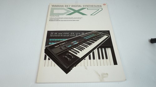 Yamaha dx7 digital synthesiser - yamaha,