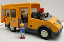 Playmobil 6866 City Life School Bus with Removable Roof with Figures, complete.