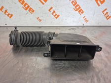 2023-2025 HYUNDAI KONA MK2 1.6 HYBRID AIR INTAKE GUIDE DUCT 28210DF100