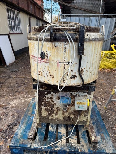 230v force action mixer