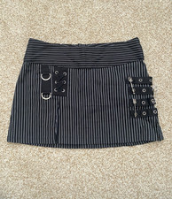 Living Dead Souls M Black Pin