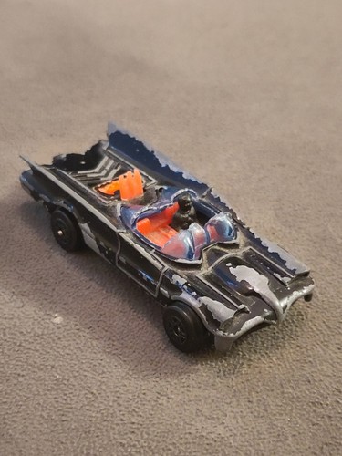 Batmobile corgi juniors 1976 - batmobile,