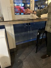 Counter Glass