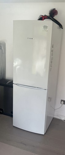 Bosch kgn30vw25g fridge - bosch,