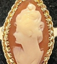 VINTAGE CAMEO 14K YELLOW GOLD RING SIZE 6 1/2 SIGNED HALLMARKED ROMANY 14K