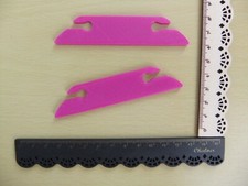 2 Pom Pom Frame Inkle Tatting