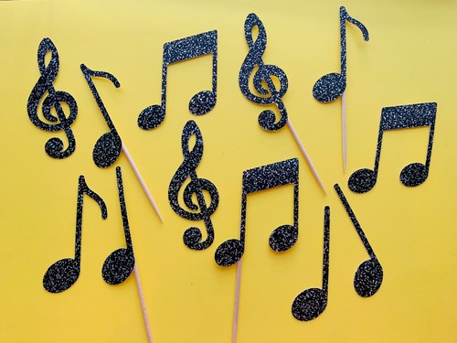 Musical note cupcake cake - musical,