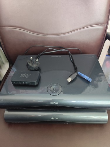 Sky 2tb digibox set of - sky+hd,