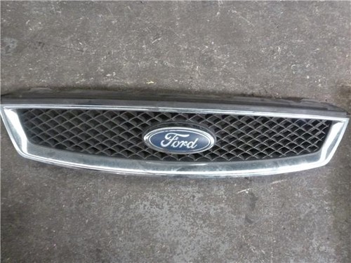 4m518200aj front ford focus - front,