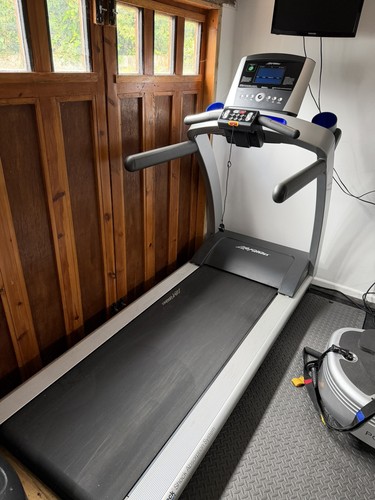 Life fitness semi - life,