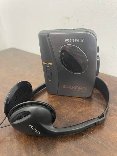 Vtg sony walkman - sony,