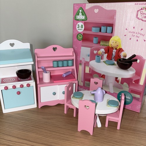 Elc rosebud village dining - village,