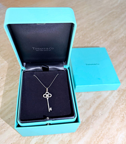 Tiffany 18ct white gold - tiffany,