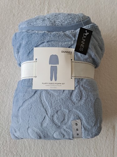 Dunnes pyjamas size small - size, blue