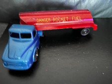 Vintage Lone Star Roadmaster Major Series Rocket Fuel Tanker and Cab. 22 cm Long