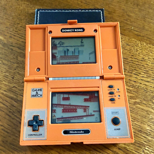 Nintendo game watch - game,