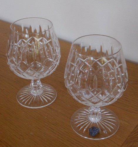 Signed stuart crystal brandy - 2,