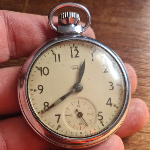 Vintage metal gents smiths - vintage,
