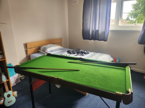 Pool table half - pool,