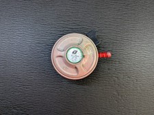 IGT Propane Gas Regulator | Camping BBQ Calor Bottles | 37 mbar | Red | A127