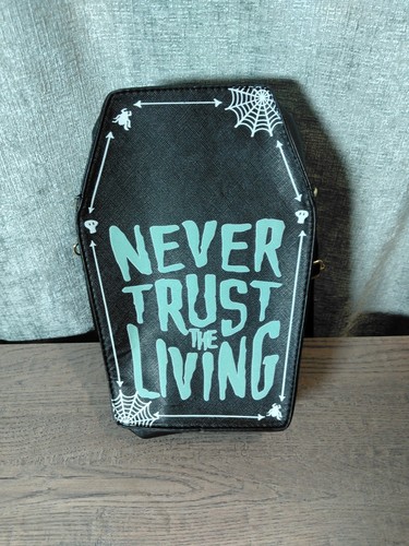 Never trust the living gothic - the,