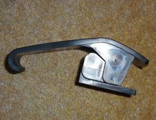 THULE 56972 ROOF BOX SECURING