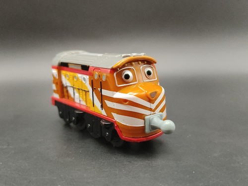 Tomy chuggington die cast - tomy, die-cast