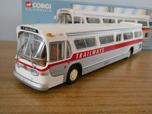 Corgi trailways general - trailways, gm